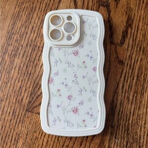 Floral Pattern iPhone 15 pro max Case - Cream